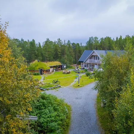 Trasti & Trine Boutique Jaktstuga