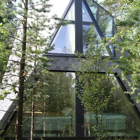 Trasti & Trine Boutique