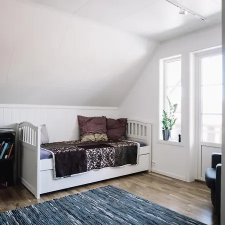 Trasti & Trine Boutique Lodger Alta