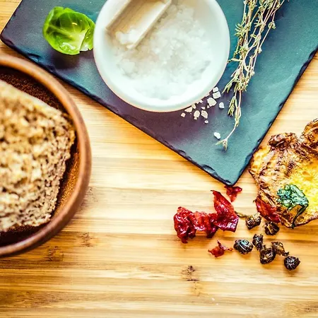 Lodger Trasti & Trine Boutique *