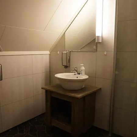 Trasti & Trine Boutique *